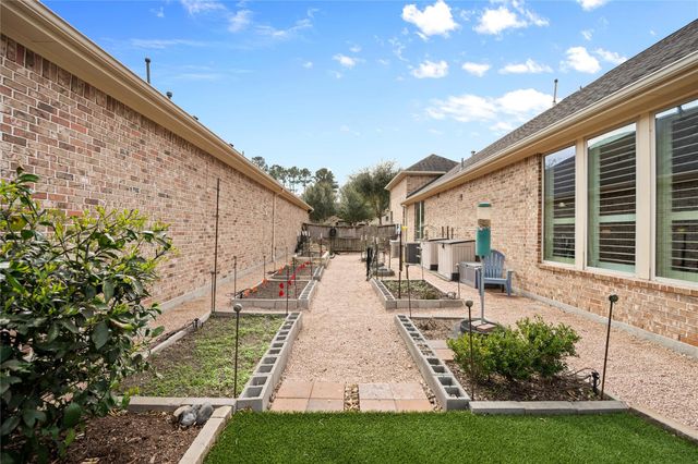 19911 Cullen Ridge Drive, Porter, TX 77365