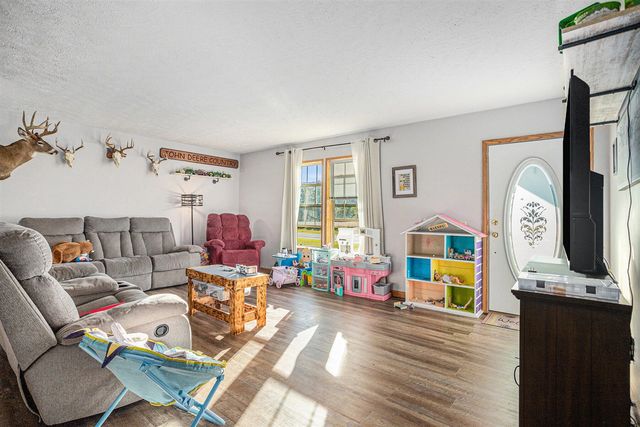 448 Long Lake Road, Colon, MI 49040