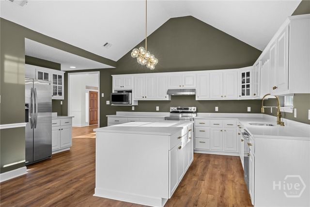 198 Harbour Lane, Richmond Hill, GA 31324