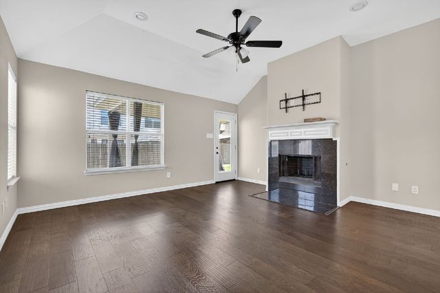 4353 Mountain Crest Drive, Fort Worth, TX 76123