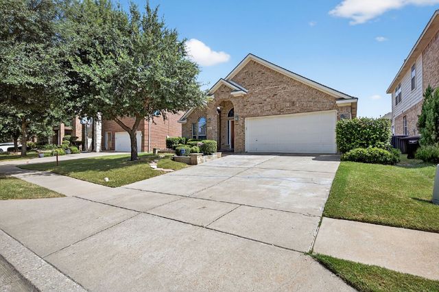 4353 Mountain Crest Drive, Fort Worth, TX 76123