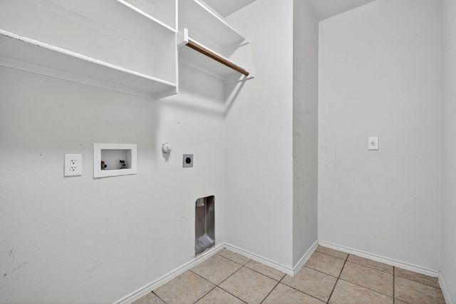 4353 Mountain Crest Drive, Fort Worth, TX 76123