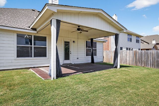 4353 Mountain Crest Drive, Fort Worth, TX 76123
