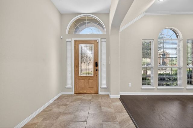 4353 Mountain Crest Drive, Fort Worth, TX 76123