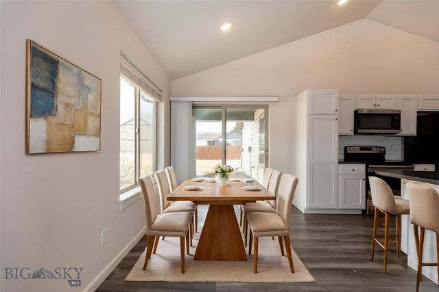 1718 Shelby Avenue, Belgrade, MT 59714