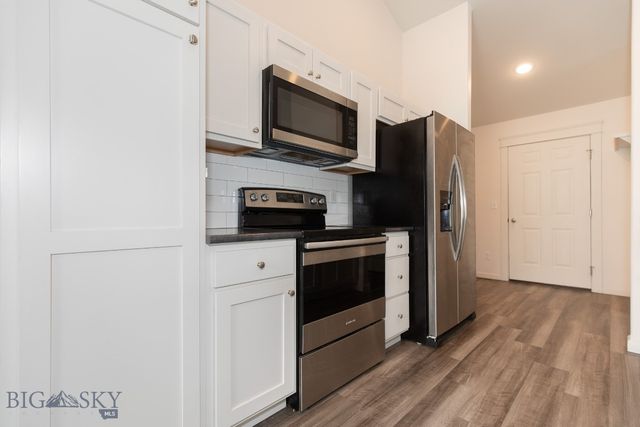 1718 Shelby Avenue, Belgrade, MT 59714