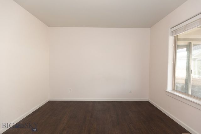 1718 Shelby Avenue, Belgrade, MT 59714