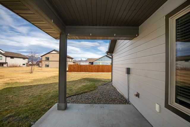 1718 Shelby Avenue, Belgrade, MT 59714