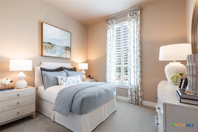 827 Jackson River Loop, Kyle, TX 78640