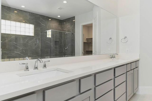 7715 S Fall Run Crossing, Houston, TX 77055