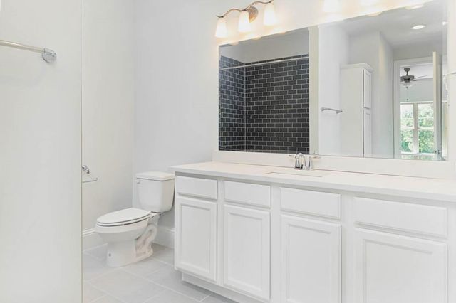 7715 S Fall Run Crossing, Houston, TX 77055