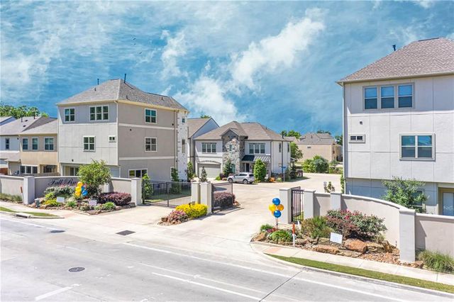 7715 S Fall Run Crossing, Houston, TX 77055