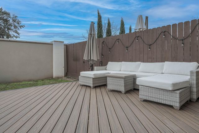 7715 S Fall Run Crossing, Houston, TX 77055