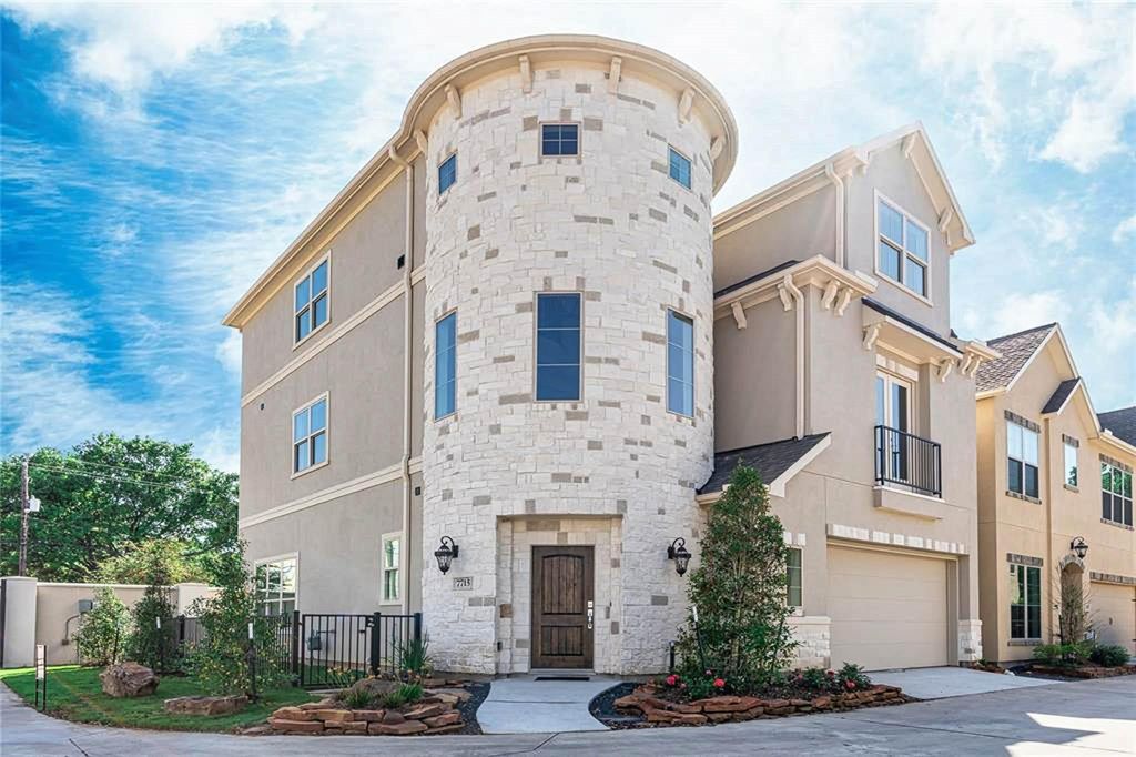 7715 S Fall Run Crossing, Houston, TX 77055