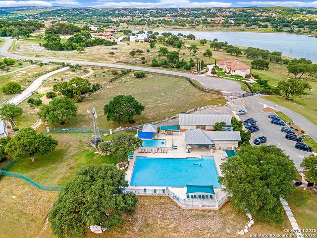 507 GRAY FOX, Spring Branch, TX 78070