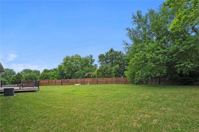 1800 NW Mya Court, Grain Valley, MO 64029