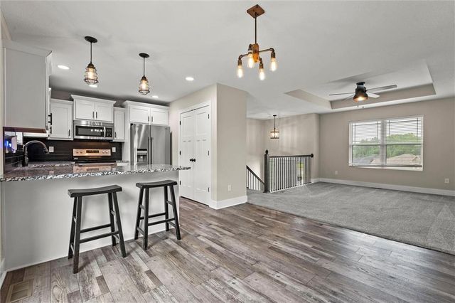 1800 NW Mya Court, Grain Valley, MO 64029