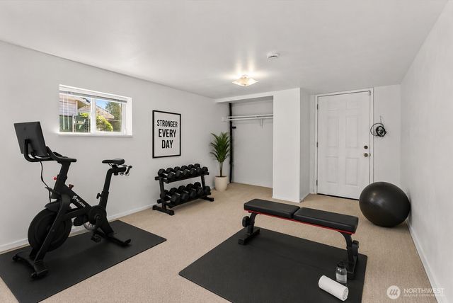 2131 S Bennett Street, Seattle, WA 98108