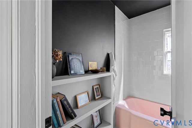 4811 Brook Rd, Richmond, VA 23227