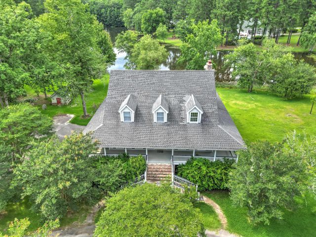 137 Old Winter Road, Summerville, SC 29486