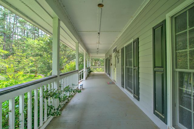 137 Old Winter Road, Summerville, SC 29486
