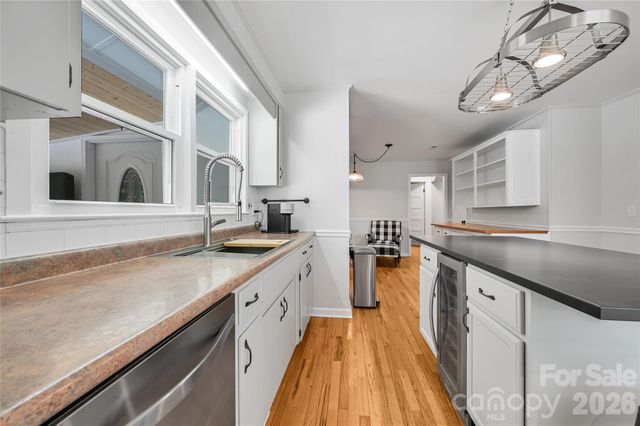 1110 Queentown Road, Canton, NC 28716