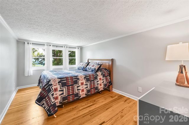 1110 Queentown Road, Canton, NC 28716