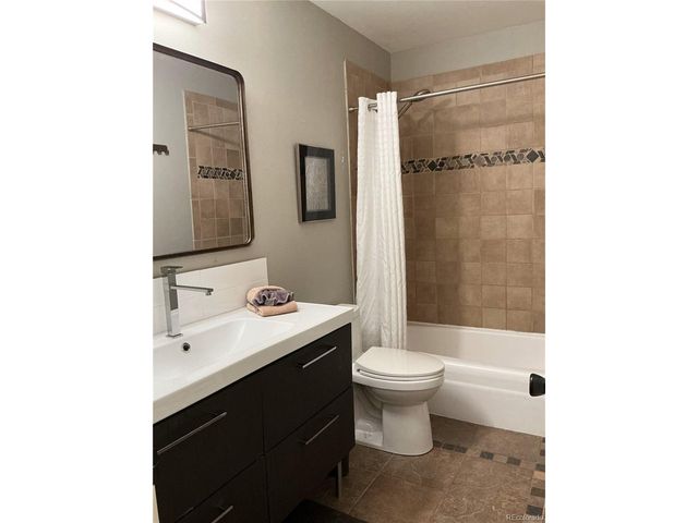 411 Hi Country Dr 4-16, Winter Park, CO 80482