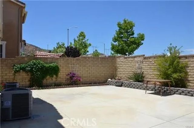19937 Christopher, Saugus, CA 91350