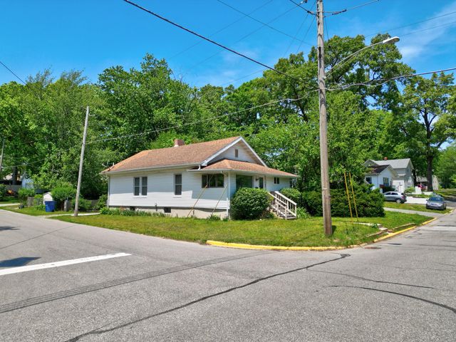 529 Jackson Street, Michigan City, IN 46360