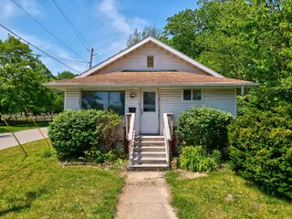 529 Jackson Street, Michigan City, IN 46360