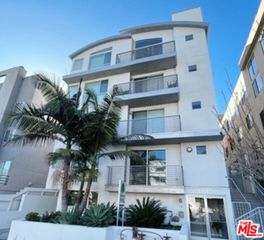 1611 S Beverly Glen 3B, Los Angeles, CA 90024