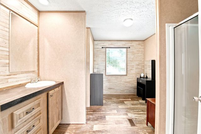 406 Baker Circle, Ames, TX 77575