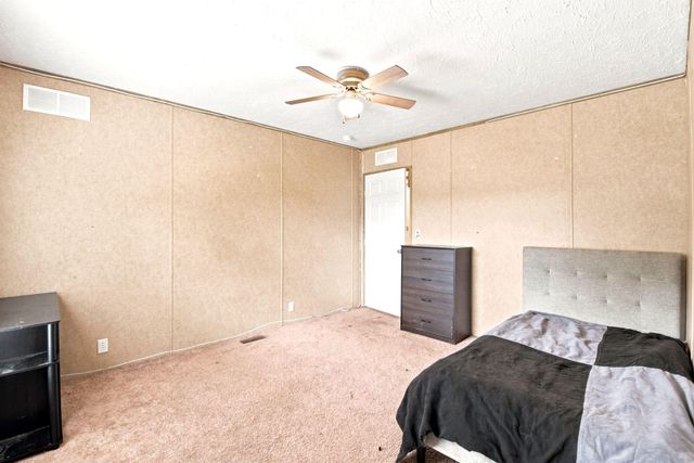 406 Baker Circle, Ames, TX 77575