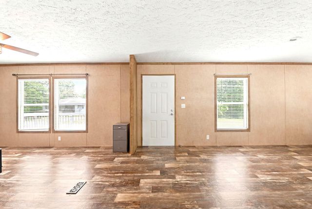 406 Baker Circle, Ames, TX 77575