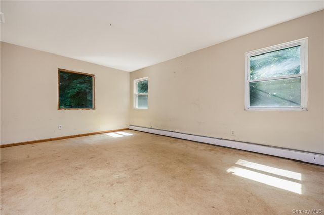 216 Woodbury Road, Woodbury, NY 11797