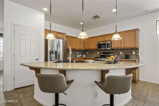 4637 E NARROWLEAF Drive, Gilbert, AZ 85298