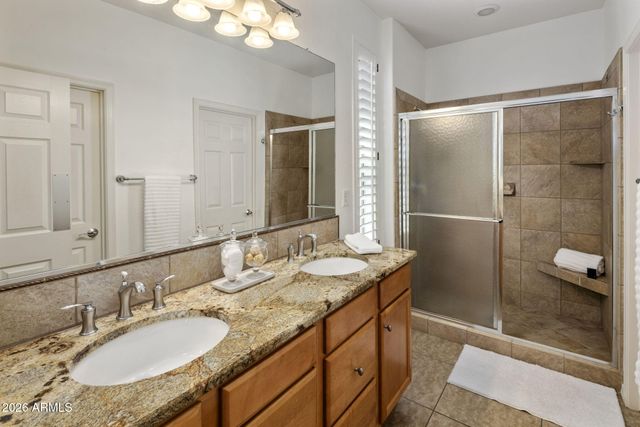 4637 E NARROWLEAF Drive, Gilbert, AZ 85298