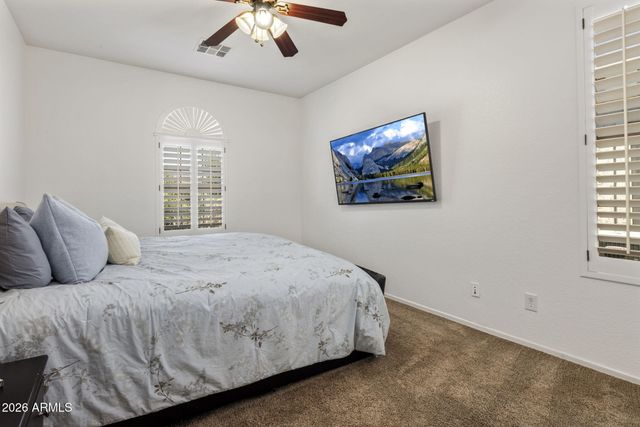 4637 E NARROWLEAF Drive, Gilbert, AZ 85298