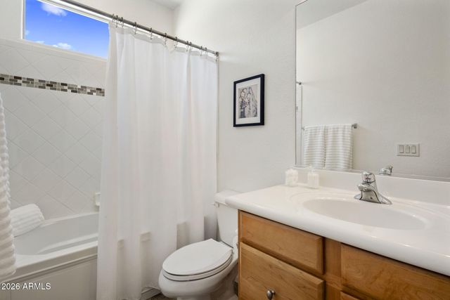 4637 E NARROWLEAF Drive, Gilbert, AZ 85298