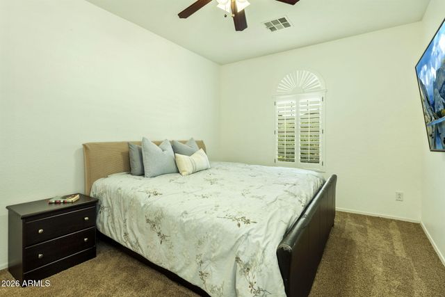 4637 E NARROWLEAF Drive, Gilbert, AZ 85298