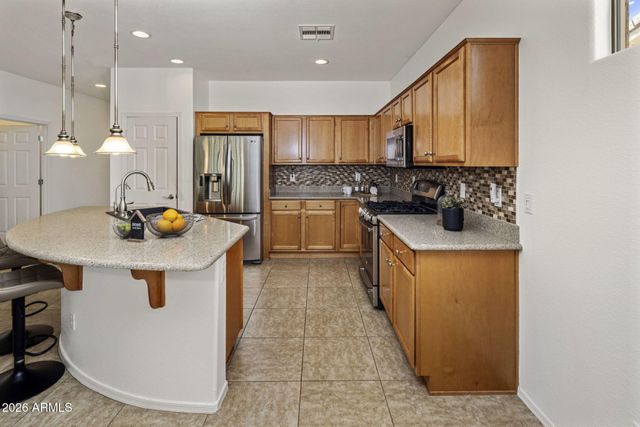 4637 E NARROWLEAF Drive, Gilbert, AZ 85298