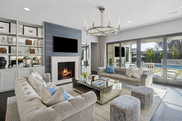 6715 Oriole Drive, Dallas, TX 75209