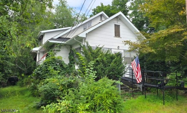 33 William St, Lincoln Park Boro, NJ 07035