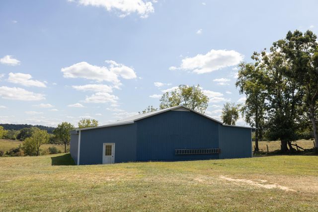 1370 MIDDLEBROOK RD, Staunton, VA 24401