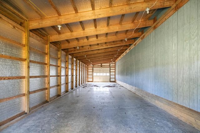 1370 MIDDLEBROOK RD, Staunton, VA 24401