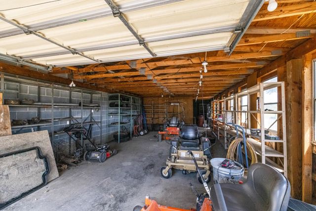 1370 MIDDLEBROOK RD, Staunton, VA 24401