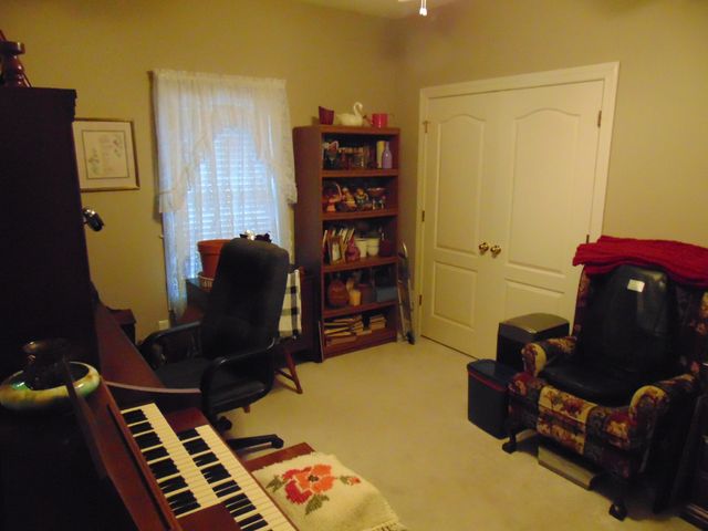 17 Eastridge Rd, Fayetteville, TN 37334