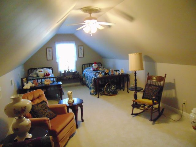 17 Eastridge Rd, Fayetteville, TN 37334