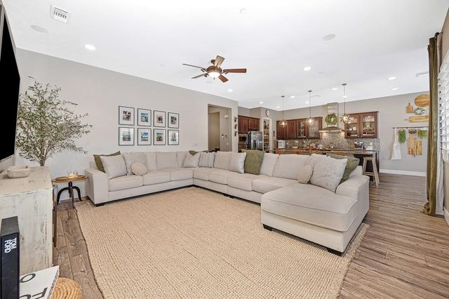 2225 Aiken Way, El Dorado Hills, CA 95762